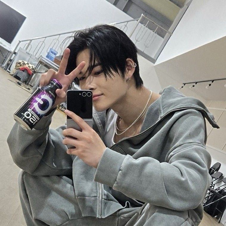 A moment captured by NI-KI (ENHYPEN)'s fan