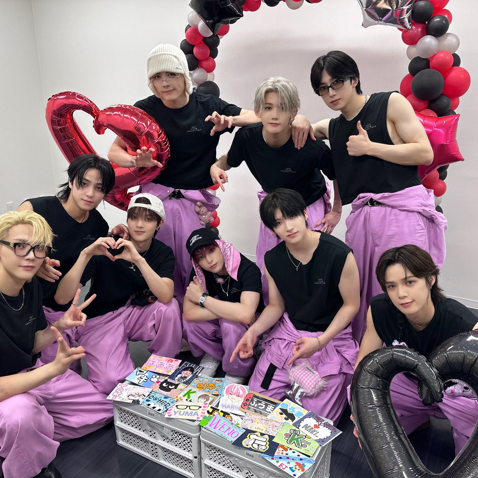 Latest photo of EJ (&TEAM)