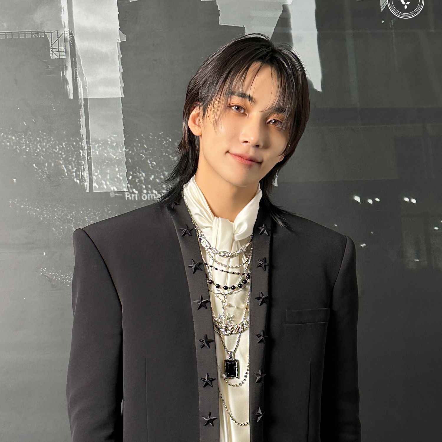 Latest photo of Jeonghan (SEVENTEEN)