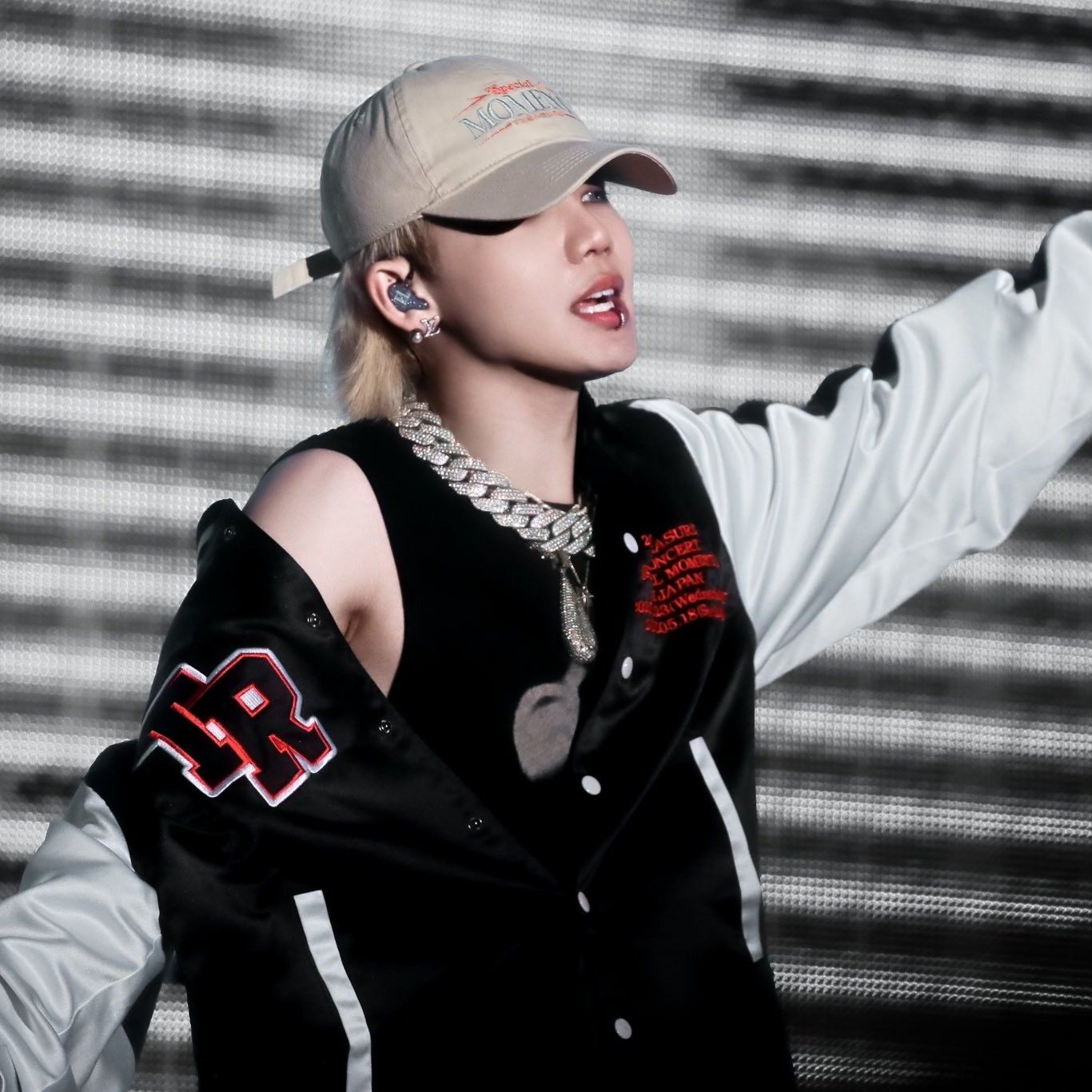 Latest photo of Choi Hyunsuk (TREASURE)