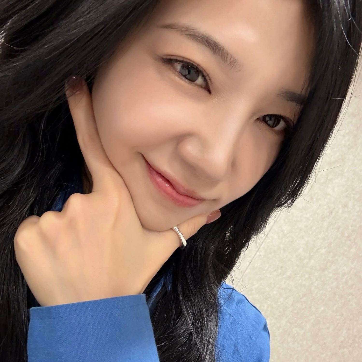 Foto aktivitas terbaru Jeong Eunji (Apink)