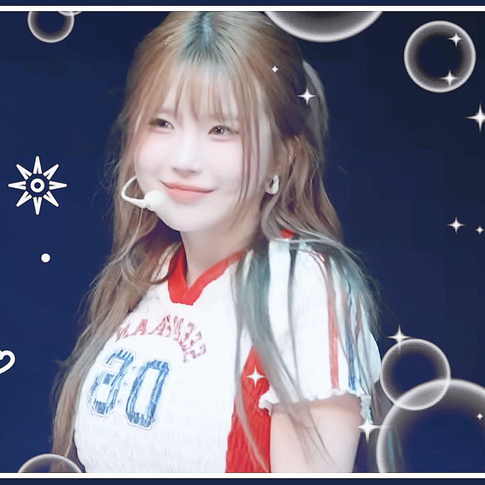 A moment captured by Song Hayoung (fromis_9)'s fan