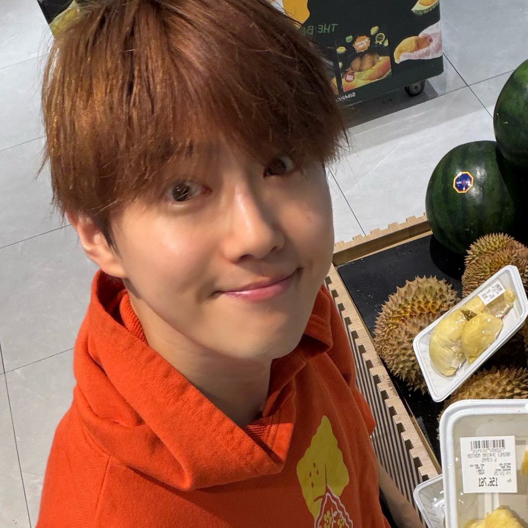 Latest photo of Suho (EXO)