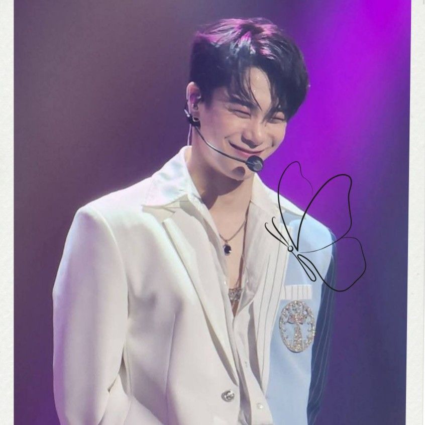 A moment captured by Moonbin (ASTRO)'s fan