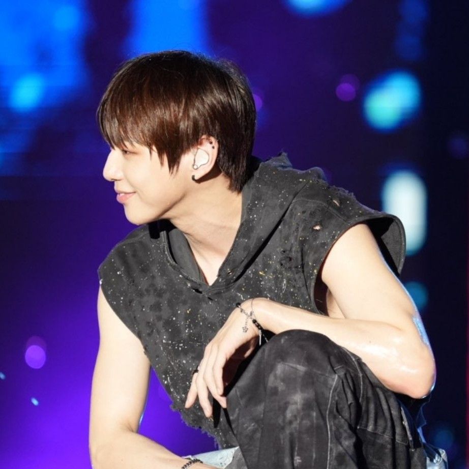 Behind-the-scenes cut of Kang Daniel