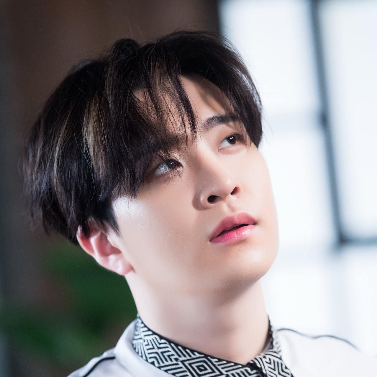 Behind-the-scenes cut of Youngjae (GOT7)