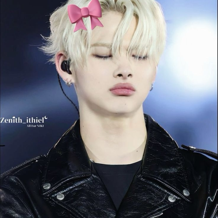 니키 (ENHYPEN) 최근 활동샷