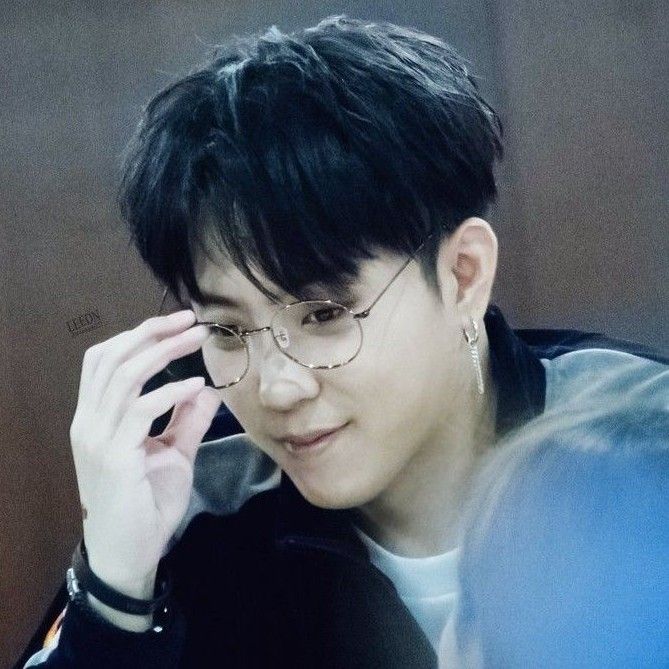 A moment captured by Eun Jiwon (SECHSKIES)'s fan