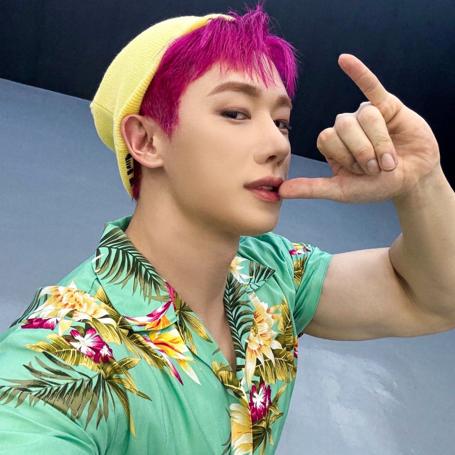 A moment captured by Wonho's fan