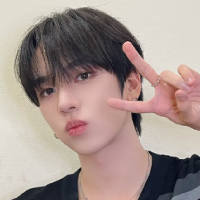 Latest photo of Hanjun (n.SSign)
