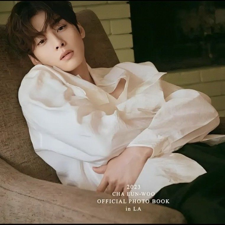 Recent activity shot of Eunwoo (ASTRO)