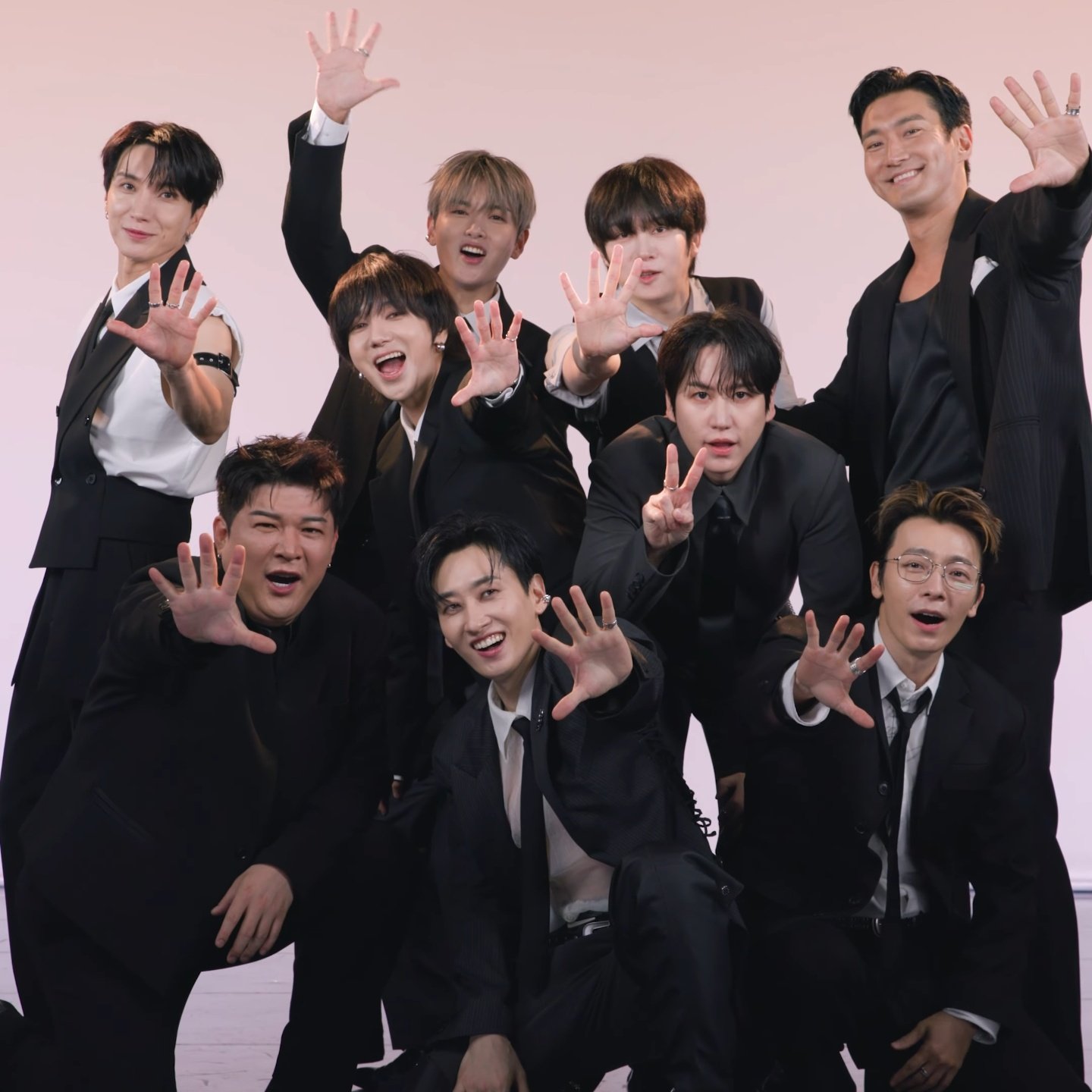 Potret di balik layar Super Junior
