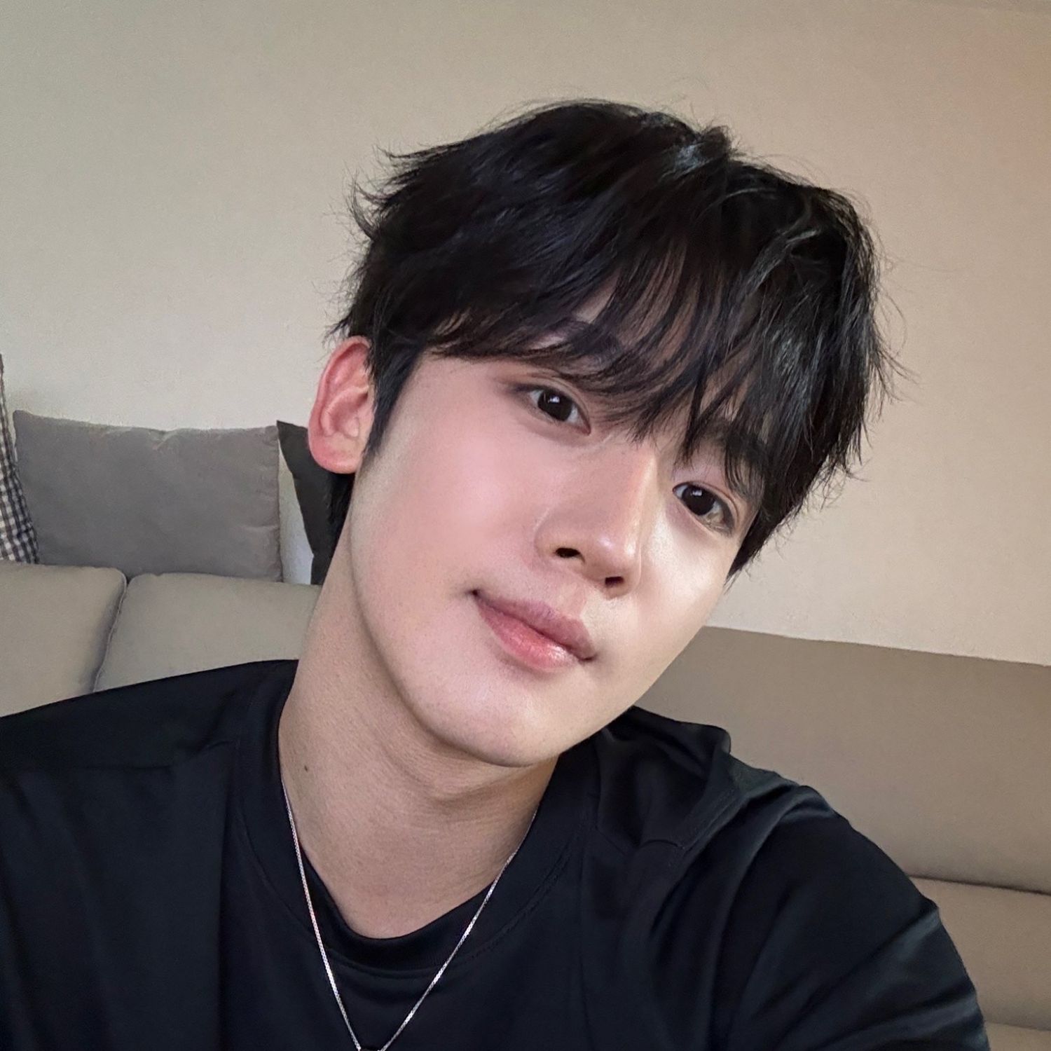 Behind-the-scenes cut of Kim Yohan (WEi)