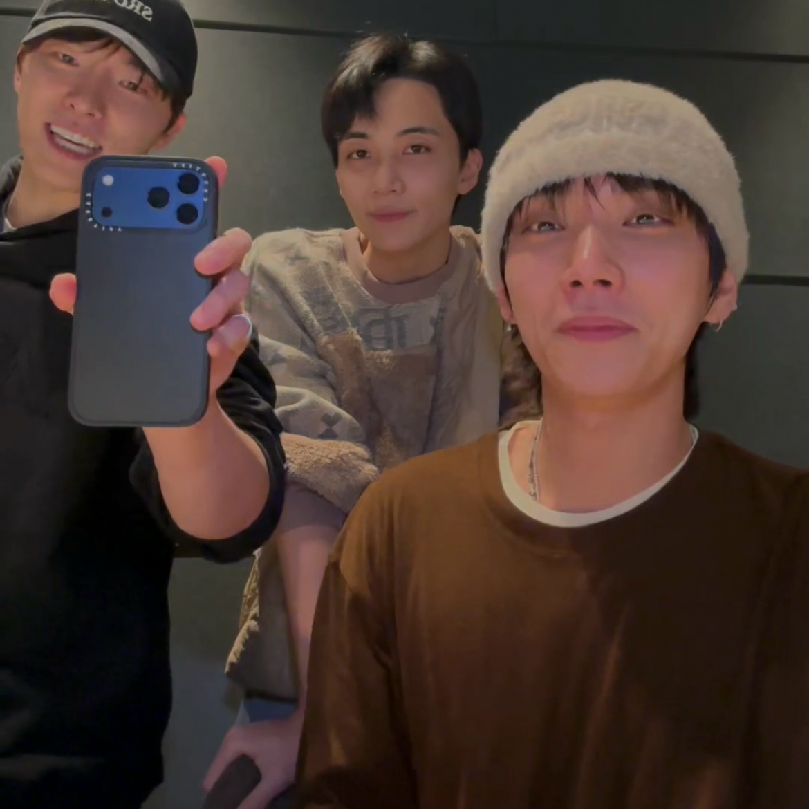 Latest photo of Joshua (SEVENTEEN)