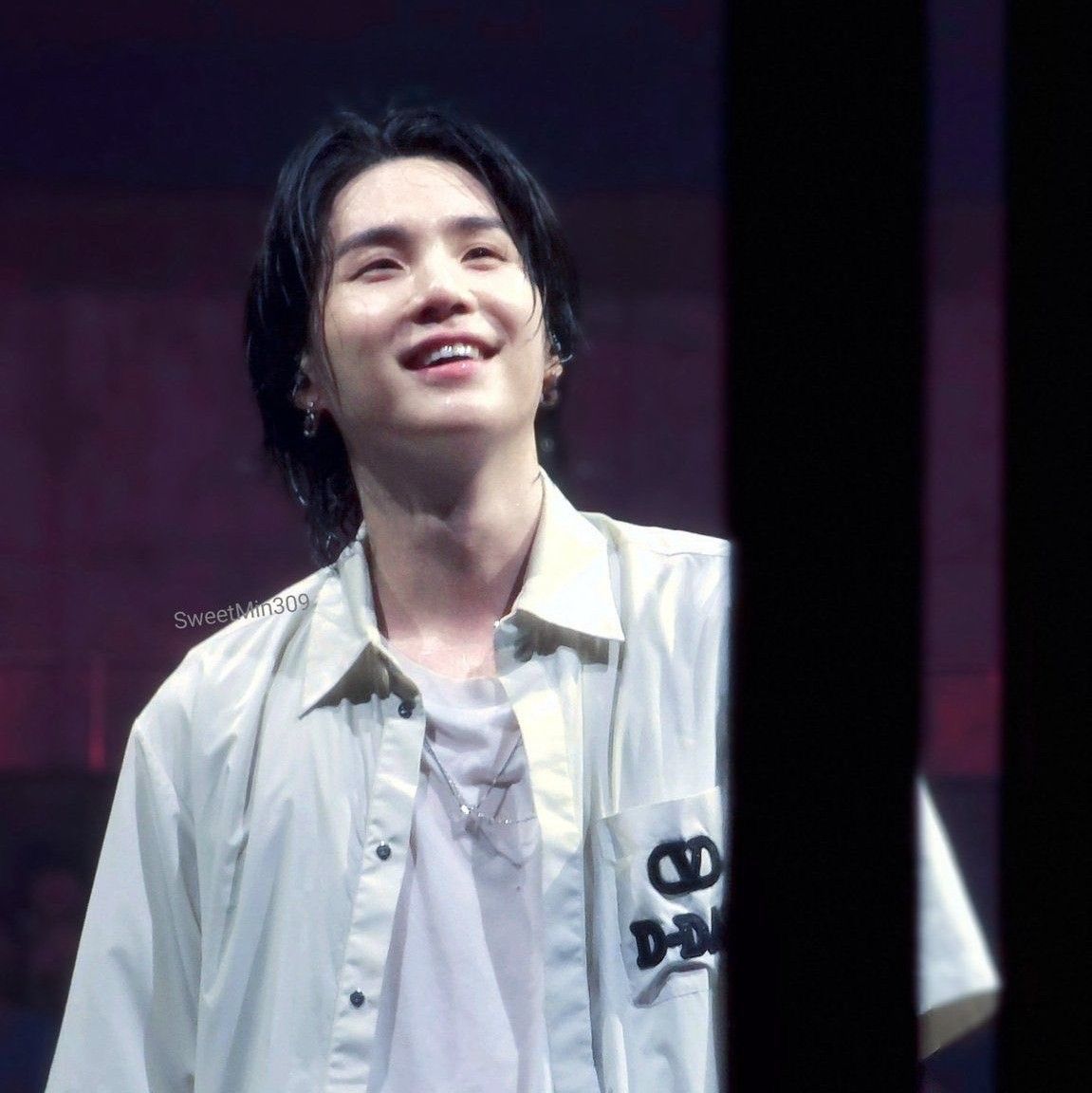 SUGA (防彈少年團)的幕後花絮