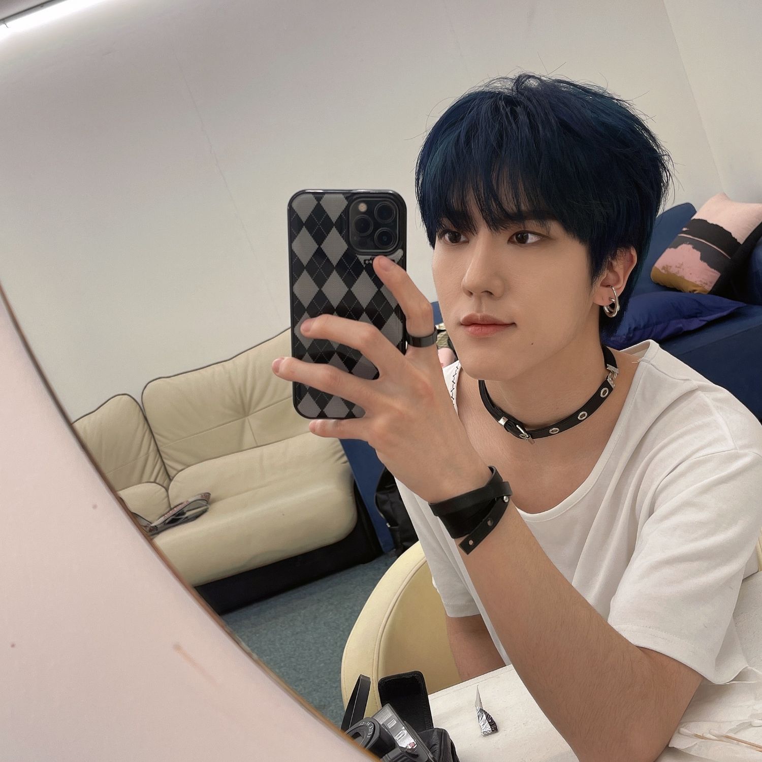 Recent activity shot of JUNG HOON (OMEGA X)