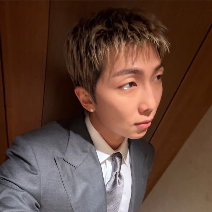 Behind-the-scenes cut of BTS