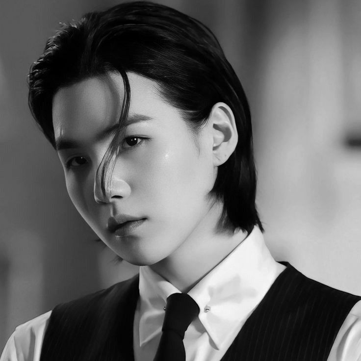 Foto terbaru SUGA (BTS)