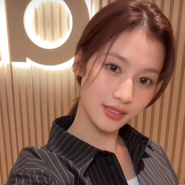 Recent activity shot of Sana (TWICE)