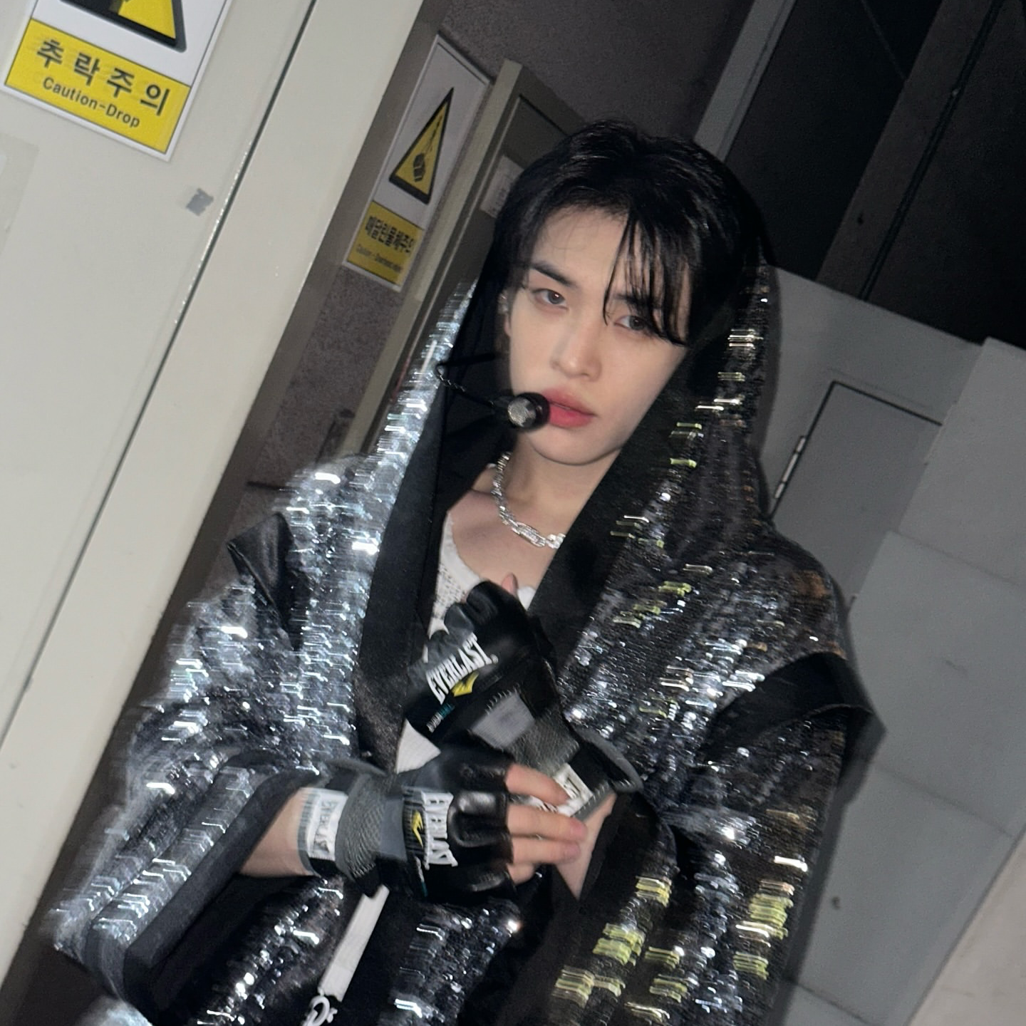 Behind-the-scenes cut of Allen (CRAVITY)