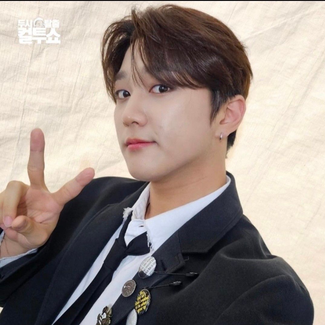 Latest photo of Hong Joochan (GoldenChild)