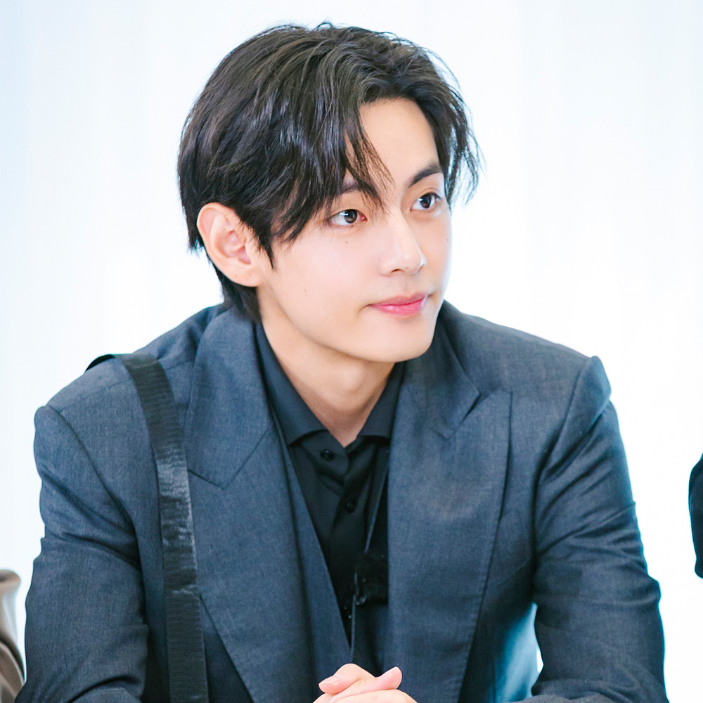 뷔 (방탄소년단)의 비하인드 컷