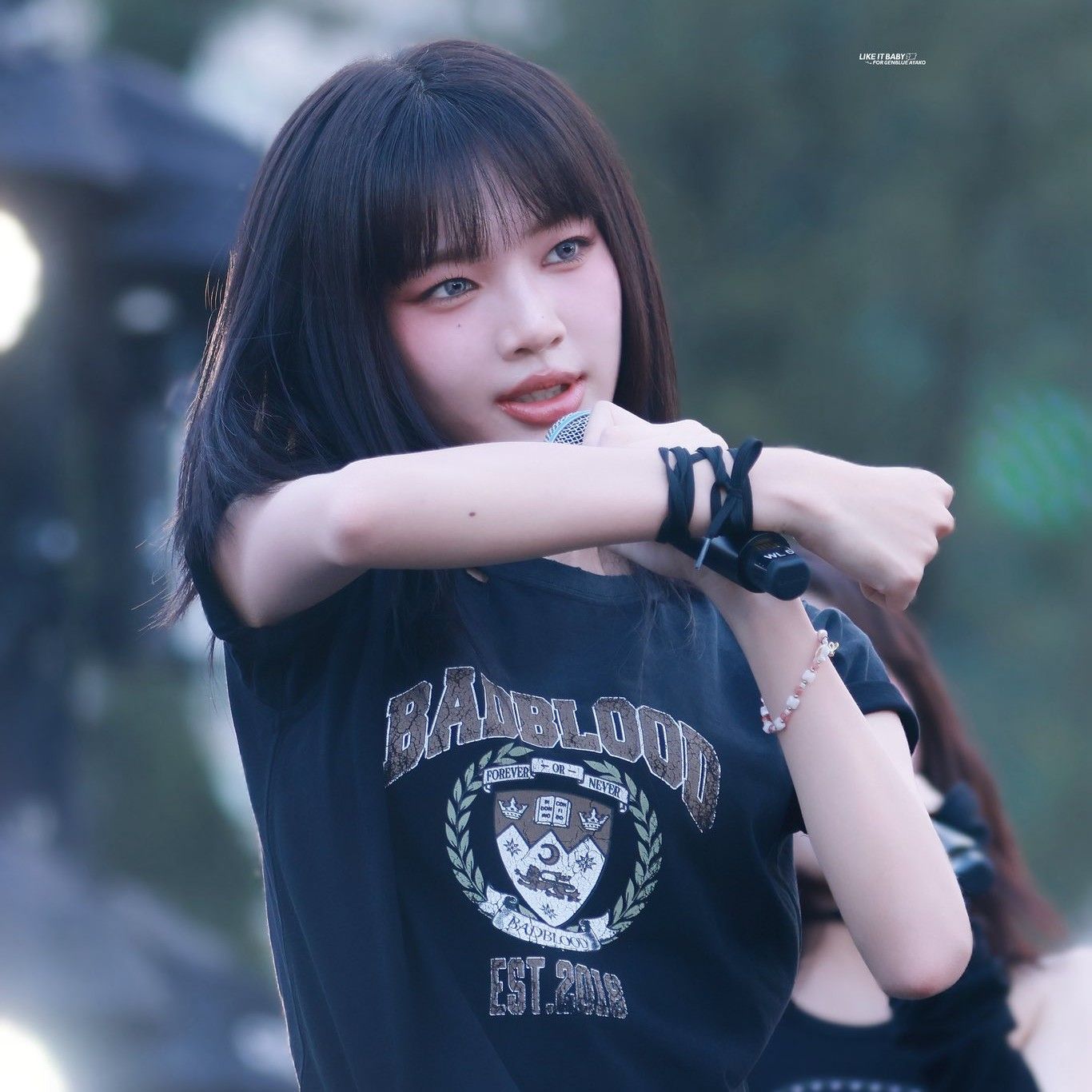A moment captured by GENBLUE's fan