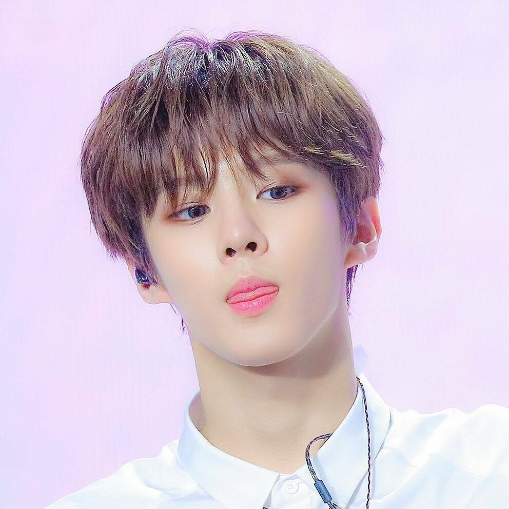 Recent activity shot of Kim Wooseok