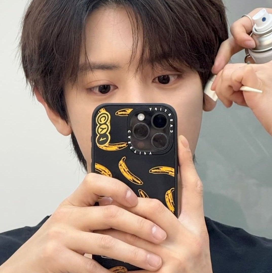 Latest photo of Chanyeol (EXO)