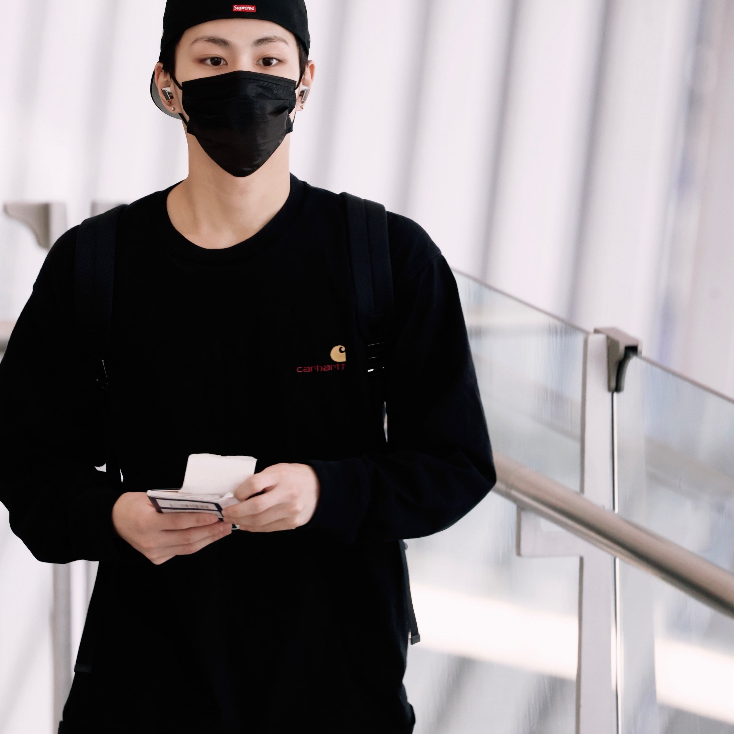 Latest photo of Jungwon (ENHYPEN)