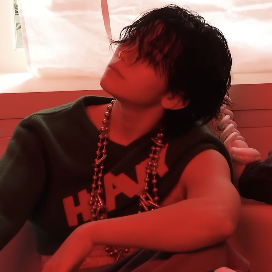 Behind-the-scenes cut of Woozi (SEVENTEEN)