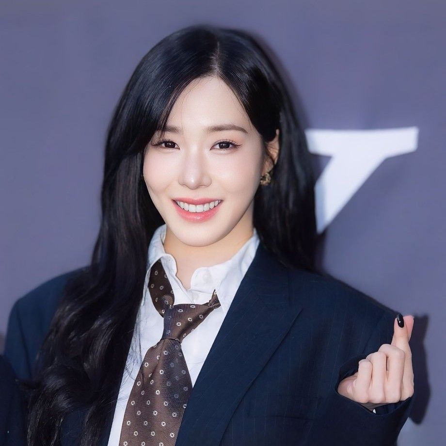 A moment captured by Tiffany Young (Girls' Generation)'s fan