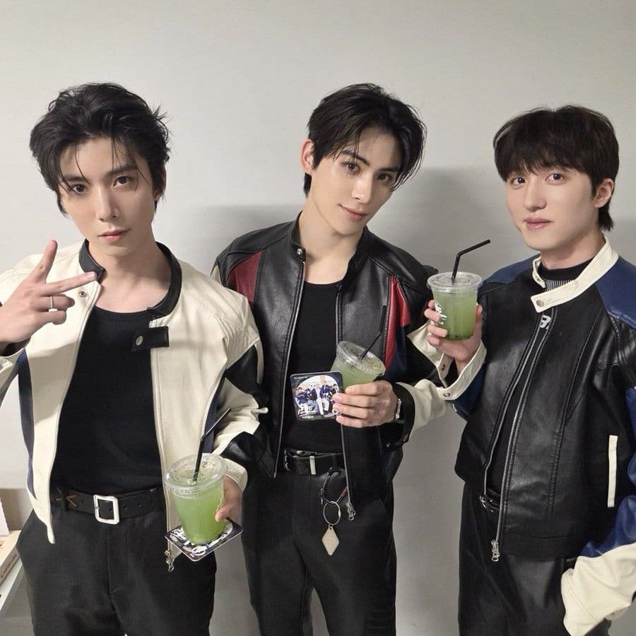 SF9の最近の活動写真