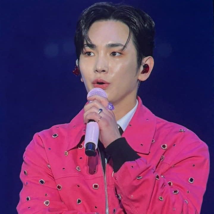 Recent activity shot of Key (SHINee)