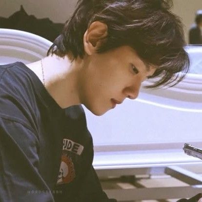 Recent activity shot of Baekhyun (EXO)