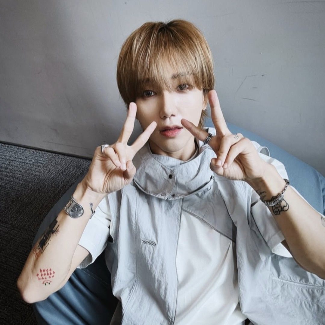Behind-the-scenes cut of Yesung (Super Junior)