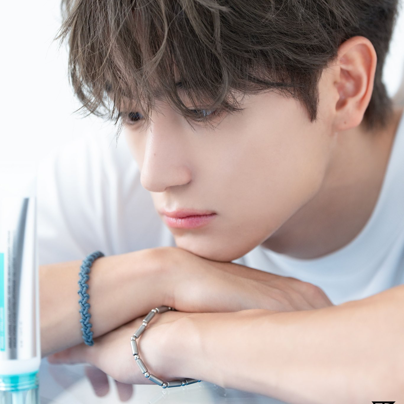 贤在 (THE BOYZ)的最新照片