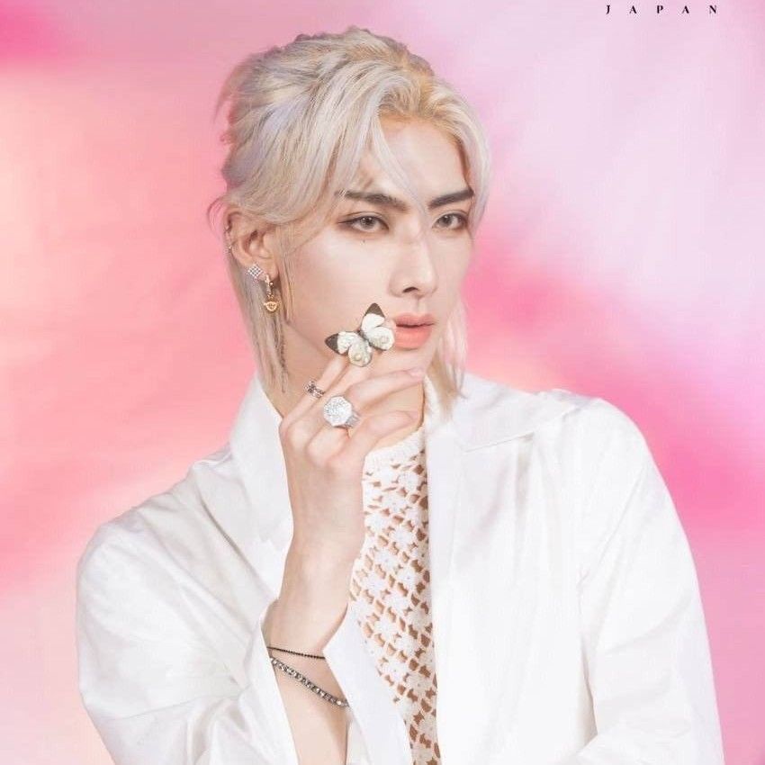 Recent activity shot of Ricky (ZEROBASEONE)