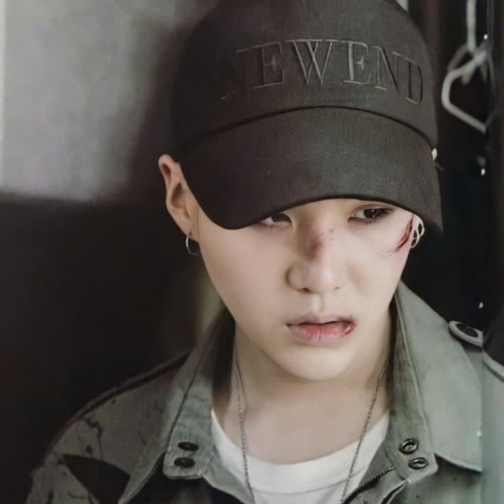 SUGA (BTS)の最新写真