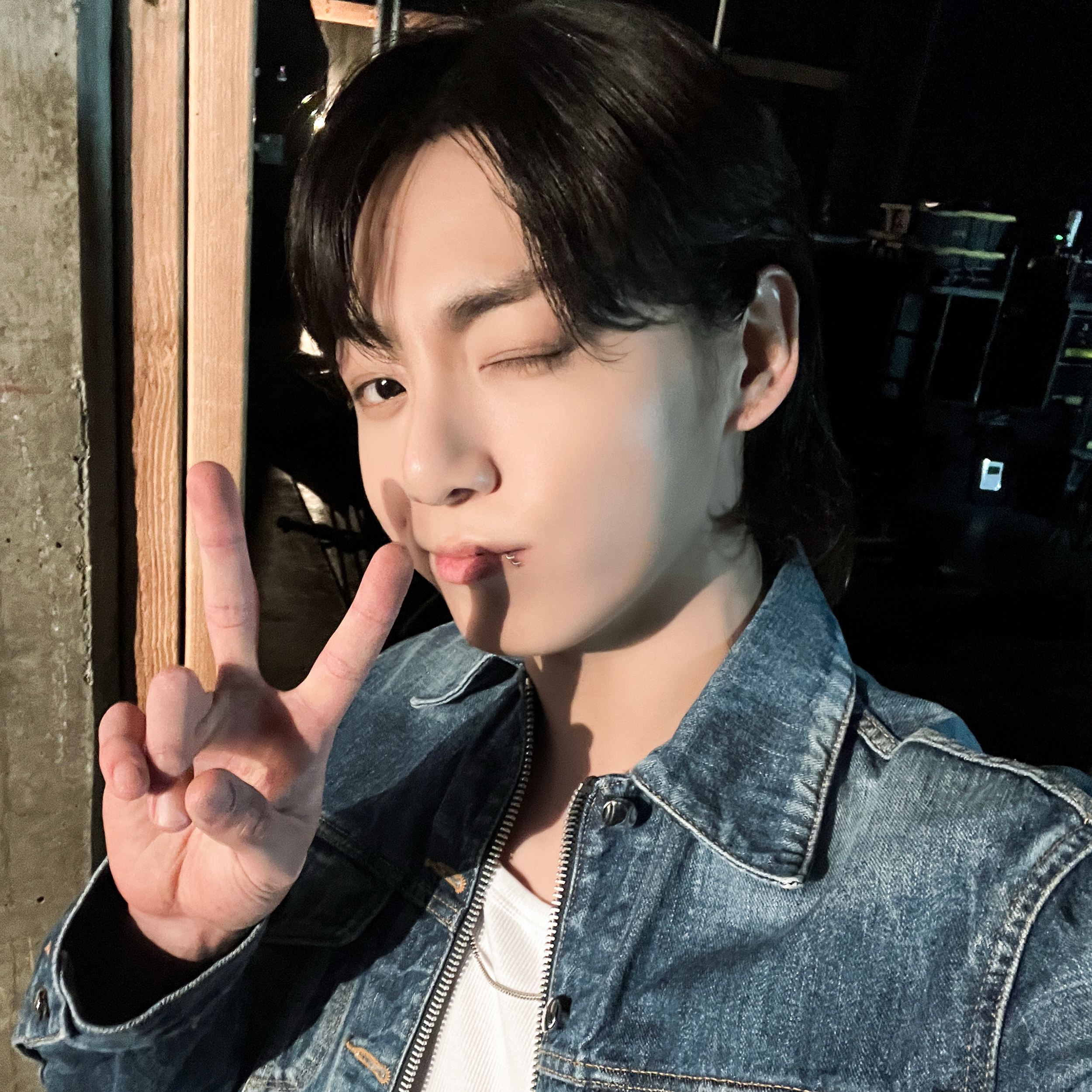 정국 (방탄소년단)의 비하인드 컷