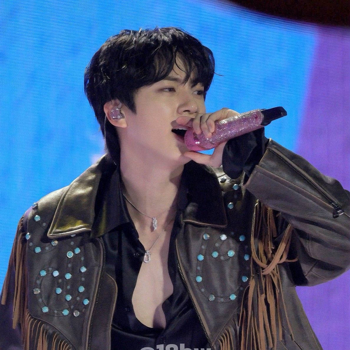 Behind-the-scenes cut of Jin (BTS)