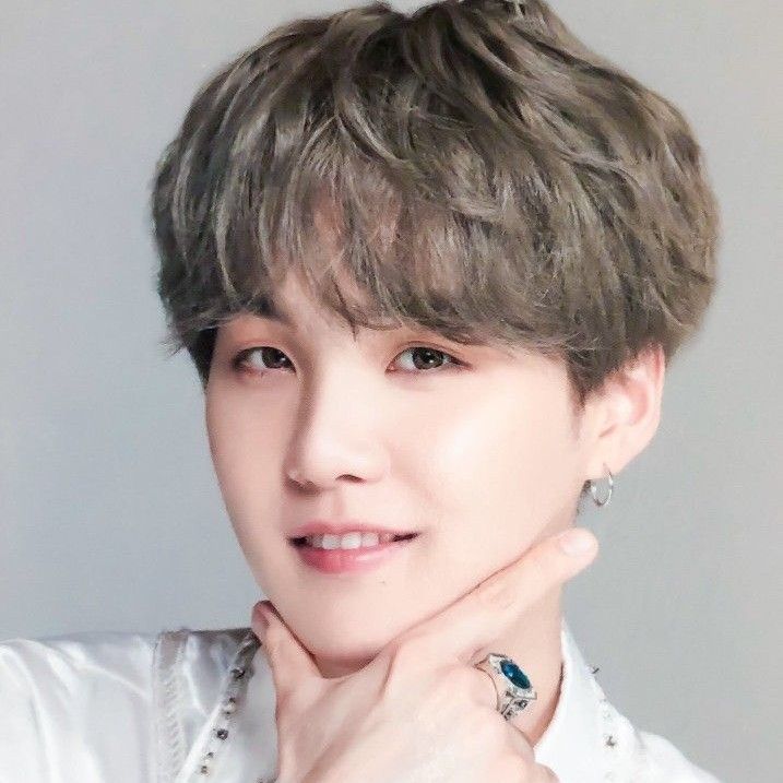 Behind-the-scenes cut of SUGA (BTS)