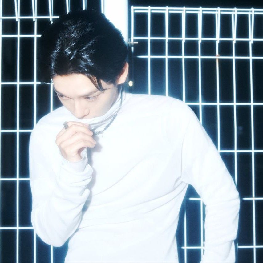 Behind-the-scenes cut of Chen (EXO)