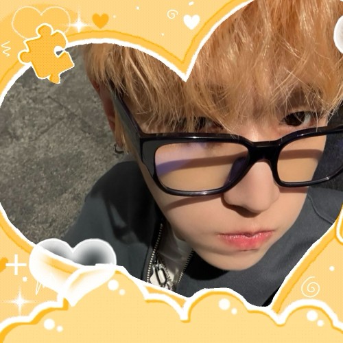 Signature photo of Riwoo (BOYNEXTDOOR) capturing their charm