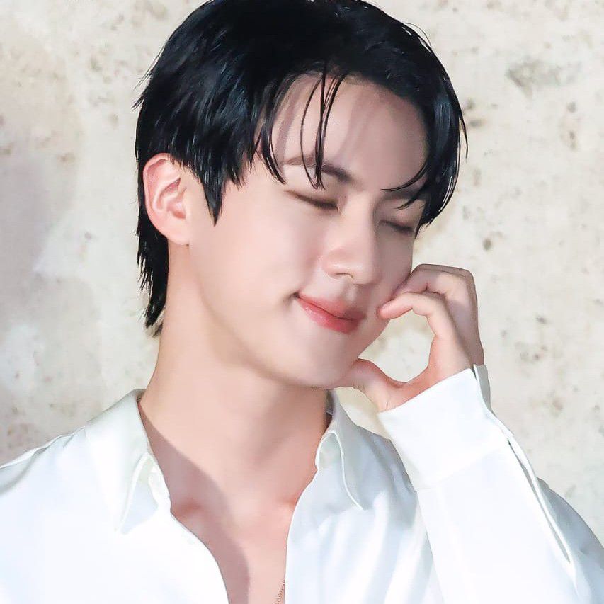 Latest photo of Jin (BTS)