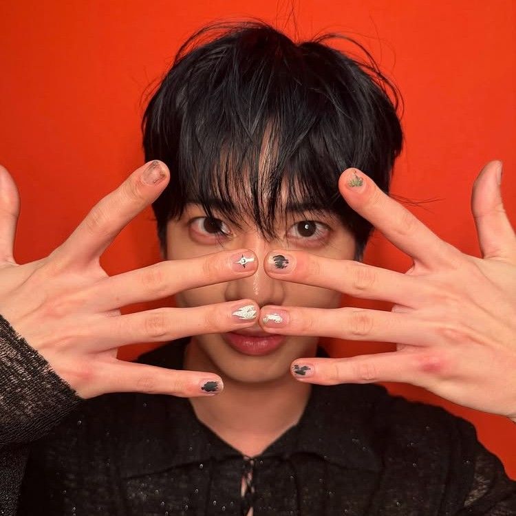 太顯 (TOMORROW X TOGETHER)的最新活動照片