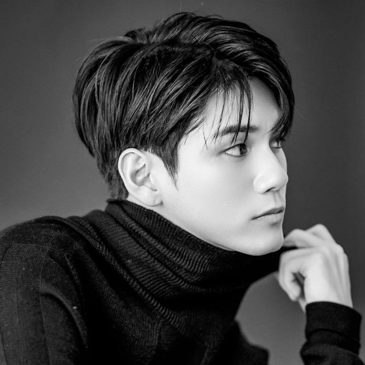 オン・ソンウの舞台裏ショット