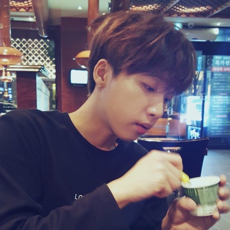 Behind-the-scenes cut of Jeong Sewoon