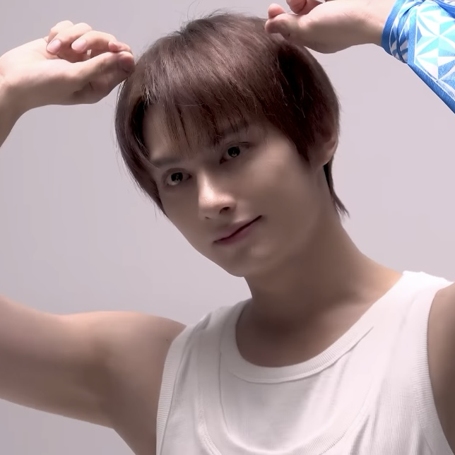 Behind-the-scenes cut of Jun (SEVENTEEN)