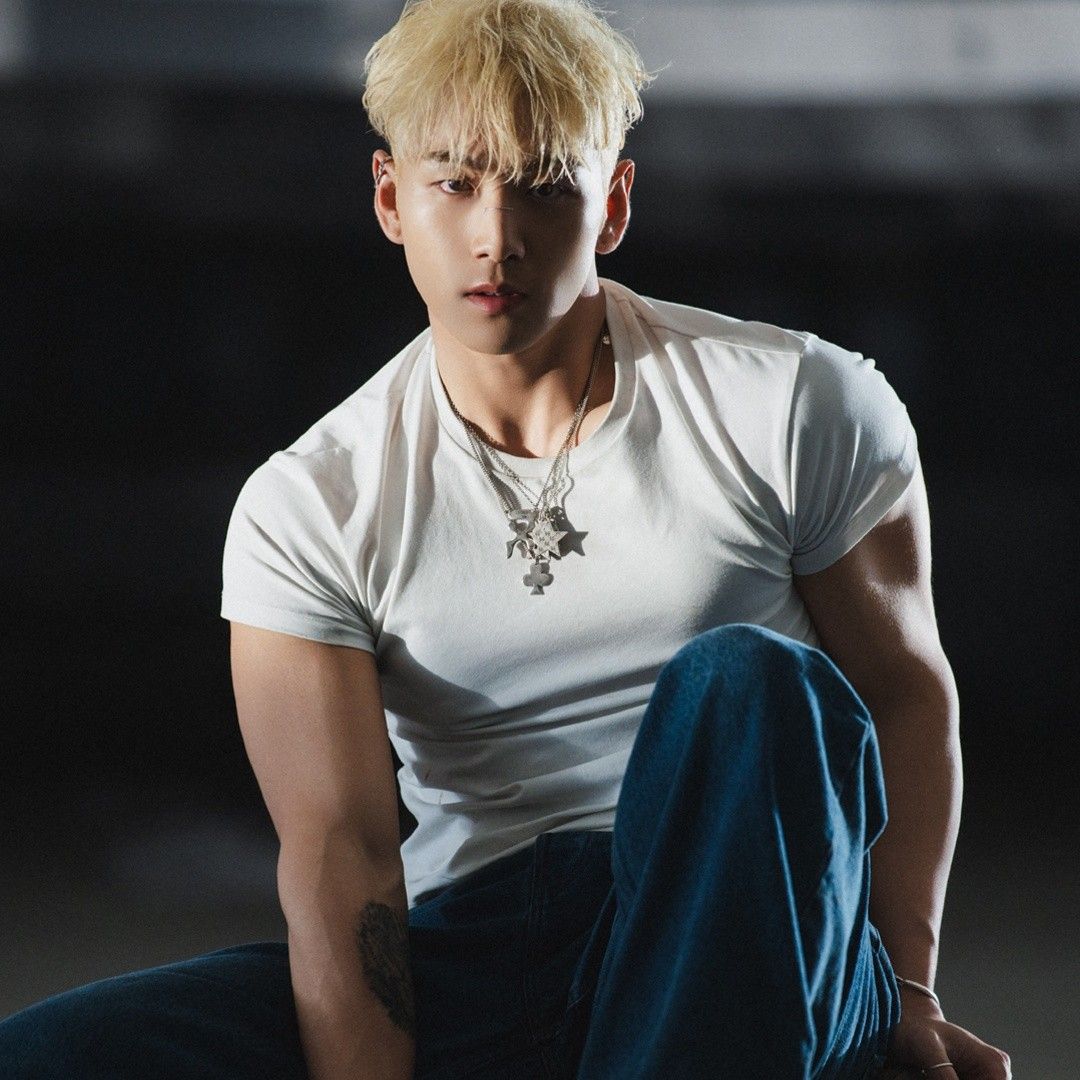 Behind-the-scenes cut of Baekho